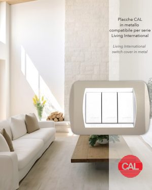 Placca compatibile BTicino Living Light tortora ambientata CAL
