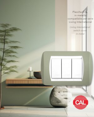 Placca compatibile BTicino Living Light verde salvia ambientata CAL
